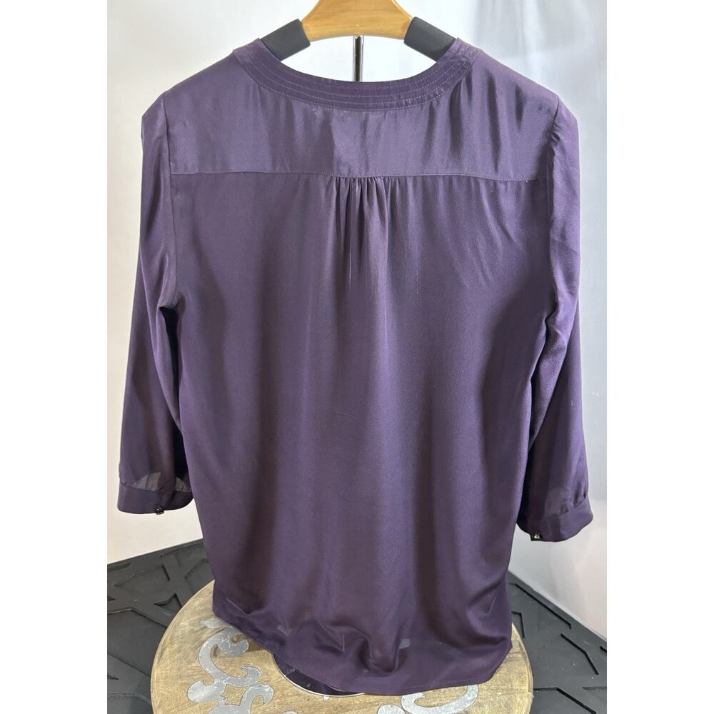 Banana Republic Silk Blouse Petite 6 Purple Minimalist 3/4 Sleeve‎ Top Chic - Picture 3 of 7